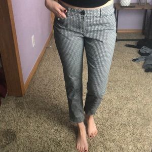 Gap size 2R slim fit dress pants.